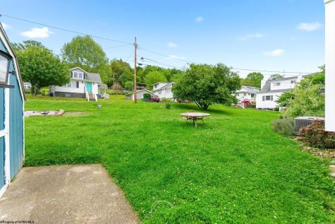 1425 Andmore Street Morgantown WV 26508