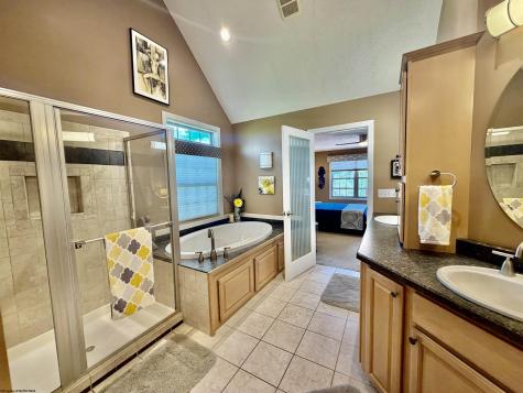 20 Allen Circle Fairmont WV 26554