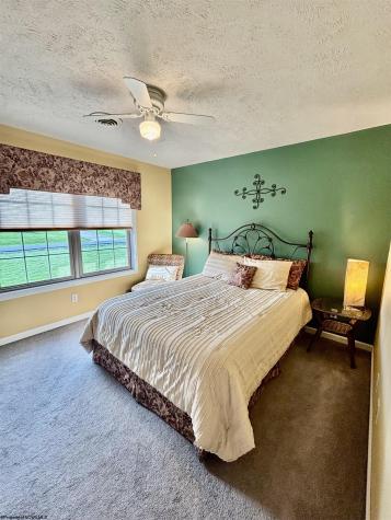20 Allen Circle Fairmont WV 26554