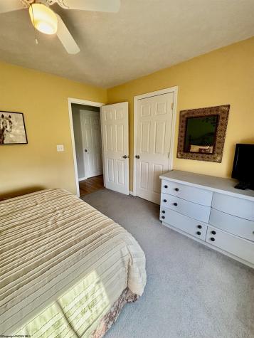 20 Allen Circle Fairmont WV 26554