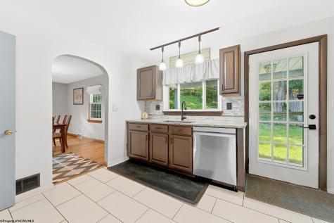 794 Grand Street Morgantown WV 26501