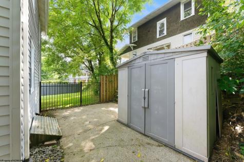 794 Grand Street Morgantown WV 26501