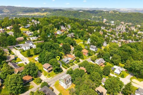 794 Grand Street Morgantown WV 26501