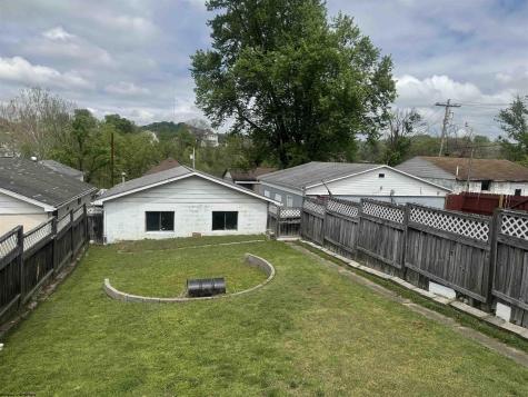 133 Broadway Avenue Clarksburg WV 26301