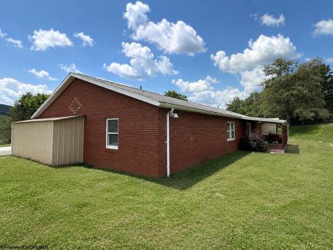 200 4th Street Terra Alta WV 26764