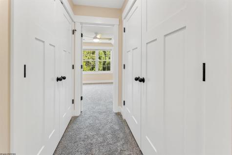 2072 Pinecrest Drive Morgantown WV 26505