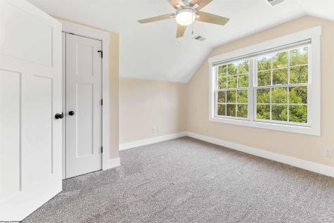 2072 Pinecrest Drive Morgantown WV 26505