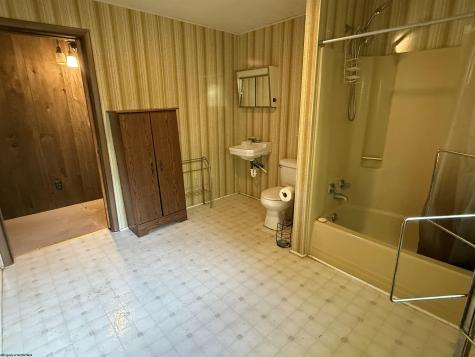 4688 Staunton Parkersburg Turnpike Huttonsville WV 26273