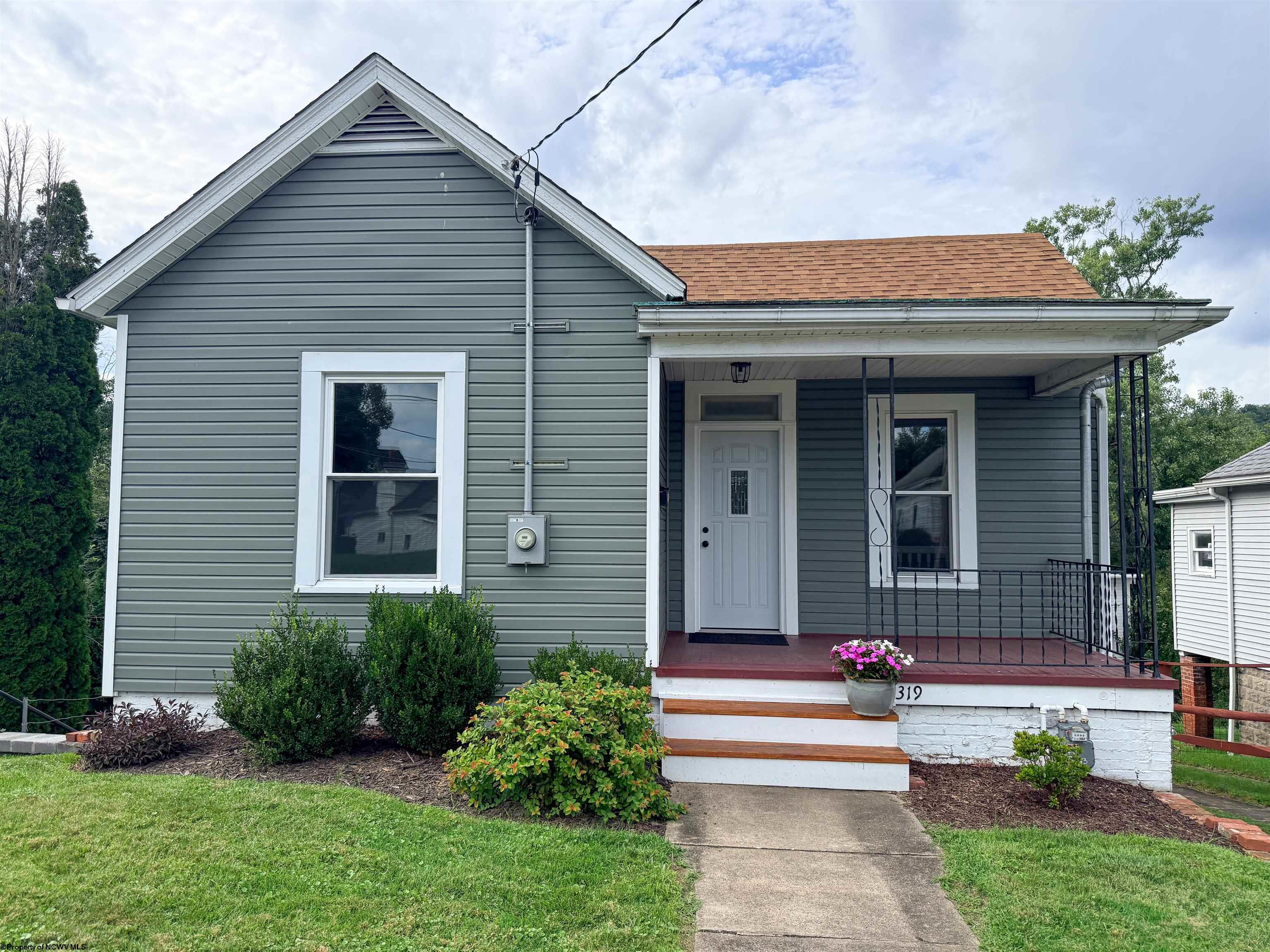 319 Davis Street Clarksburg WV 26301
