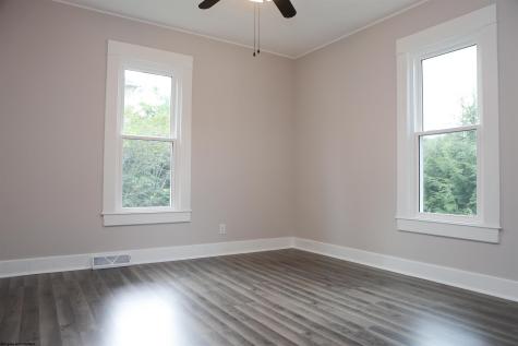 319 Davis Street Clarksburg WV 26301