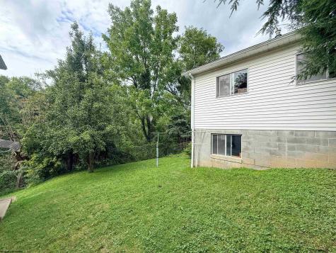 319 Davis Street Clarksburg WV 26301