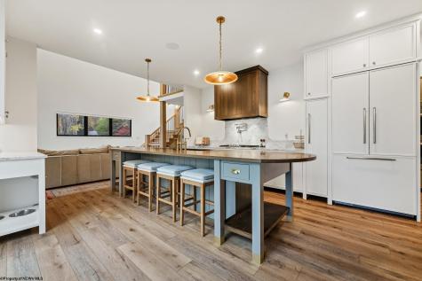 76 Delrose Drive Morgantown WV 26508