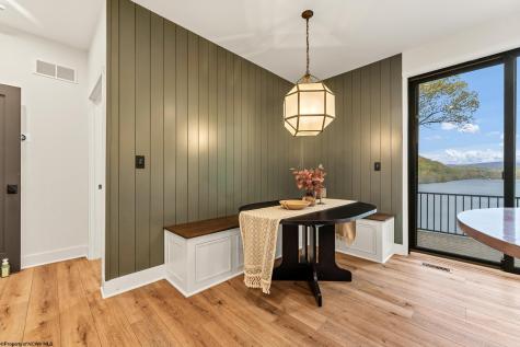 76 Delrose Drive Morgantown WV 26508