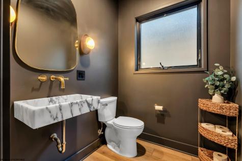 76 Delrose Drive Morgantown WV 26508