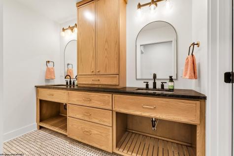 76 Delrose Drive Morgantown WV 26508