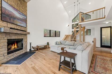 76 Delrose Drive Morgantown WV 26508