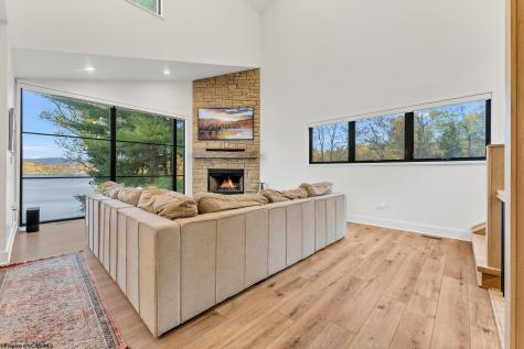 76 Delrose Drive Morgantown WV 26508