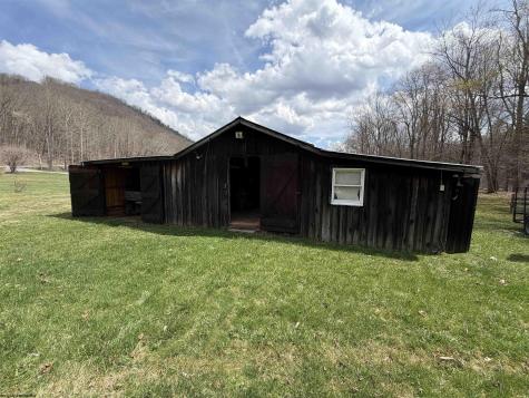 80 Appalachian Highway Dryfork WV 26263