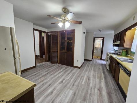 439 S Chestnut Street Clarksburg WV 26301