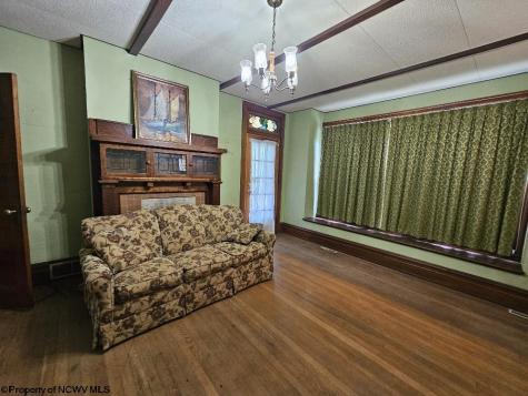 439 S Chestnut Street Clarksburg WV 26301