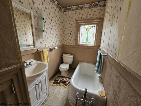 439 S Chestnut Street Clarksburg WV 26301