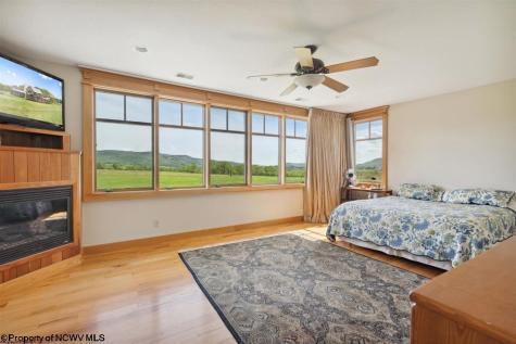 170 Jaybee Way Davis WV 26260