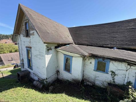 403 W Wood Street West Union WV 26456
