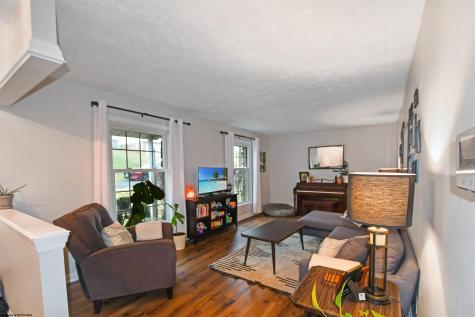 909 Cottonwood Street Morgantown WV 26505