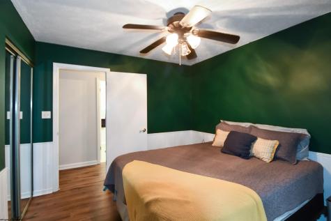 909 Cottonwood Street Morgantown WV 26505