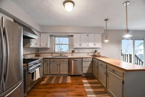 909 Cottonwood Street Morgantown WV 26505