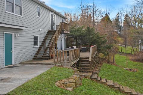 909 Cottonwood Street Morgantown WV 26505