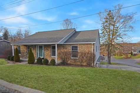 909 Cottonwood Street Morgantown WV 26505