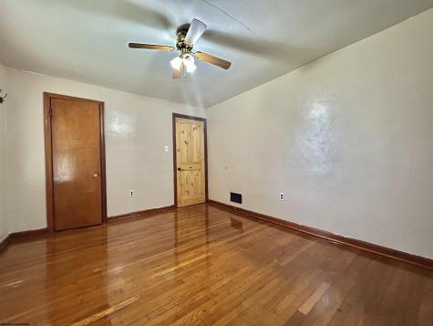 339 Chesapeake Road Fairmont WV 26554