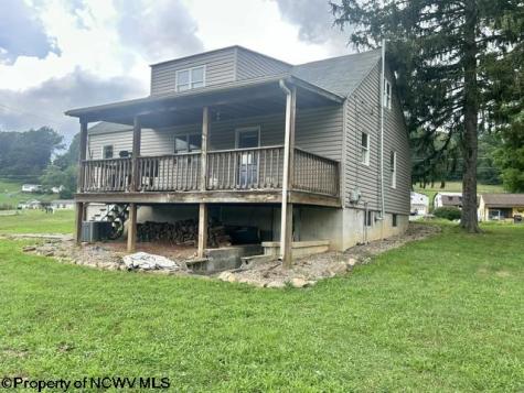 339 Chesapeake Road Fairmont WV 26554