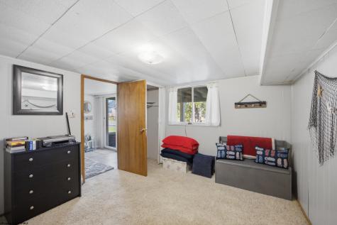 1072 Maple Lake Road Bridgeport WV 26330