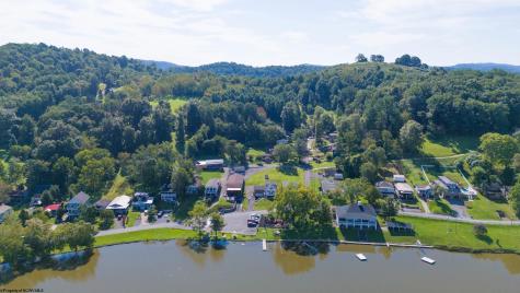 1072 Maple Lake Road Bridgeport WV 26330