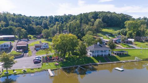 1072 Maple Lake Road Bridgeport WV 26330