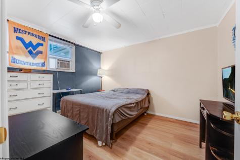 1341 Cain Street Morgantown WV 26505