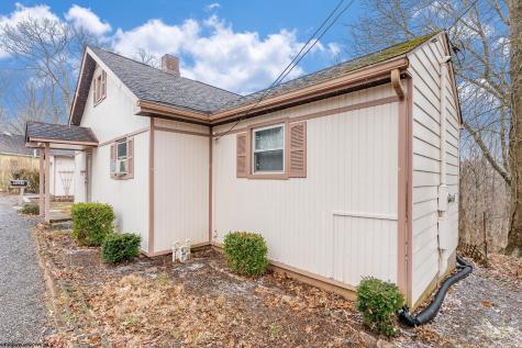 1341 Cain Street Morgantown WV 26505
