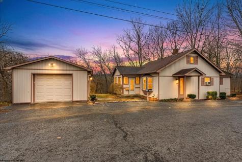 1341 Cain Street Morgantown WV 26505