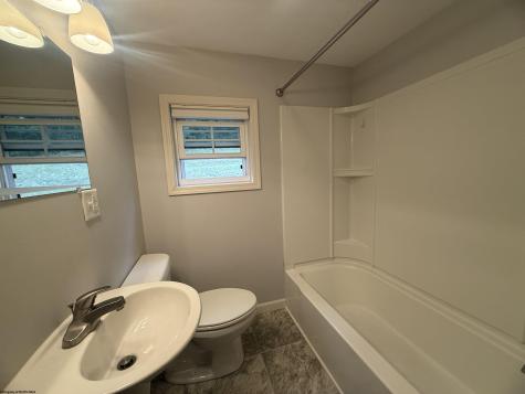 1233 Pleasant Valley Road Fairmont WV 26554