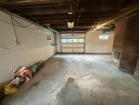 1233 Pleasant Valley Road Fairmont WV 26554