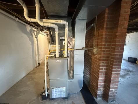 1233 Pleasant Valley Road Fairmont WV 26554