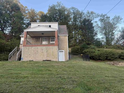 1233 Pleasant Valley Road Fairmont WV 26554
