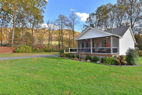 36 Holly Street Elkins WV 26241