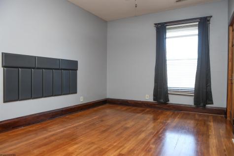 305 Saint Clair Street Clarksburg WV 26301