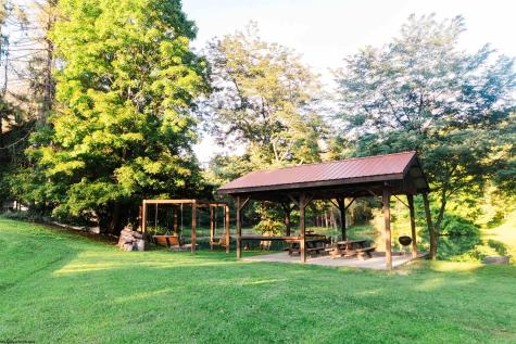 0 Ministers Run Road Rivesville WV 26588