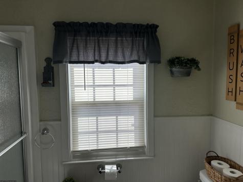 323 Court Avenue Weston WV 26452-000