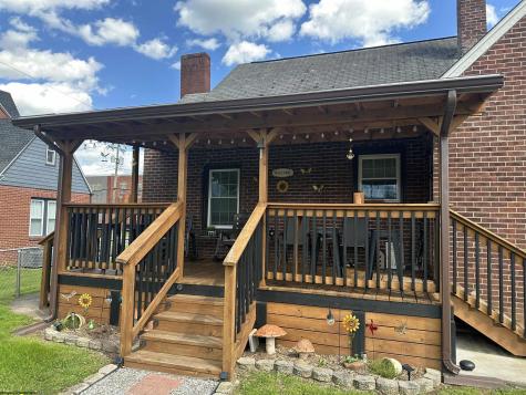 323 Court Avenue Weston WV 26452-000
