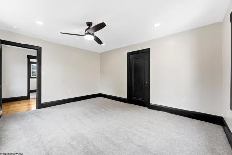 344 Watts Street Morgantown WV 26501